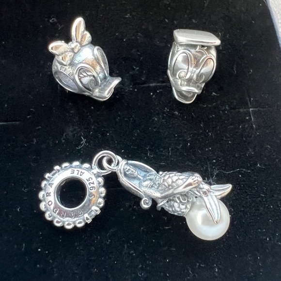 Pure silver 925 stamped Disney charms with mermaid lot of 3 - Picture 8 of 12
